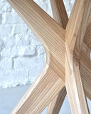 RAGABA Petite table à manger ovale 100 x 75 cm, cadre en X, table à manger pour 4 personnes, bois massif, moderne, peu encombrante | Blanc