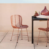 KLAST Chaise de Salle à Manger Leo en Rotin de Couleur Terracotta et Pieds en Métal, Design Artisanal Unique pour Ajouter Une Touche de Charme à Votre Intérieur